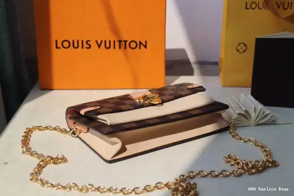 Aaa replica ru LOUIS WALLET CHAIN VUITTON VAVIN 0626